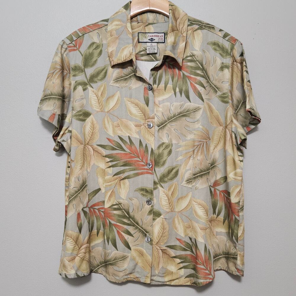 Caribbean Joe Petite L Floral‎ Rayon Luau Shirt Tropical Beach Resort